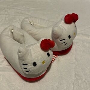 NEW Hello Kitty Slippers - Sz M/L